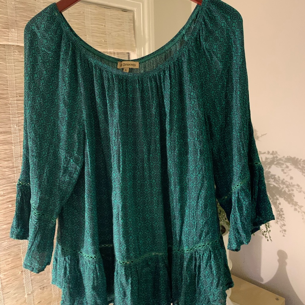 Green blue blouse